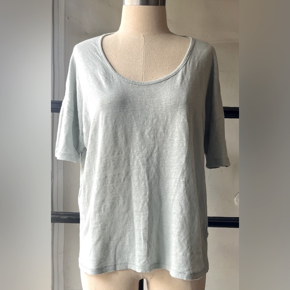 J. Crew Pale Blue Linen Tee - Picture 1 of 4